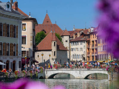 Seasonal rentals in Annecy