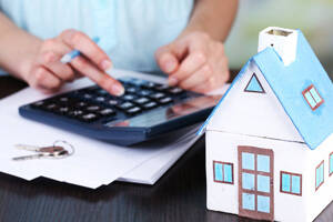 Interest rates on mortgages are falling again