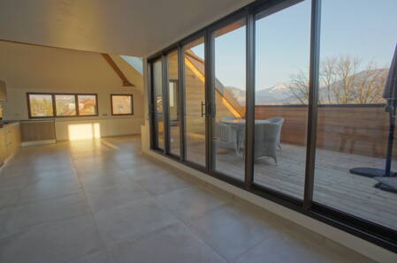 Appartement neuf attique